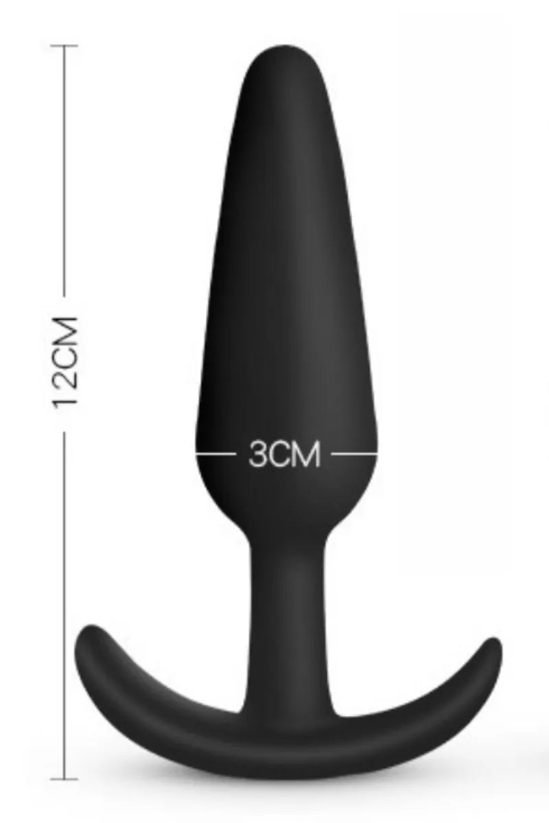 Three-piece matte black silicone set for personal use with tapered tips